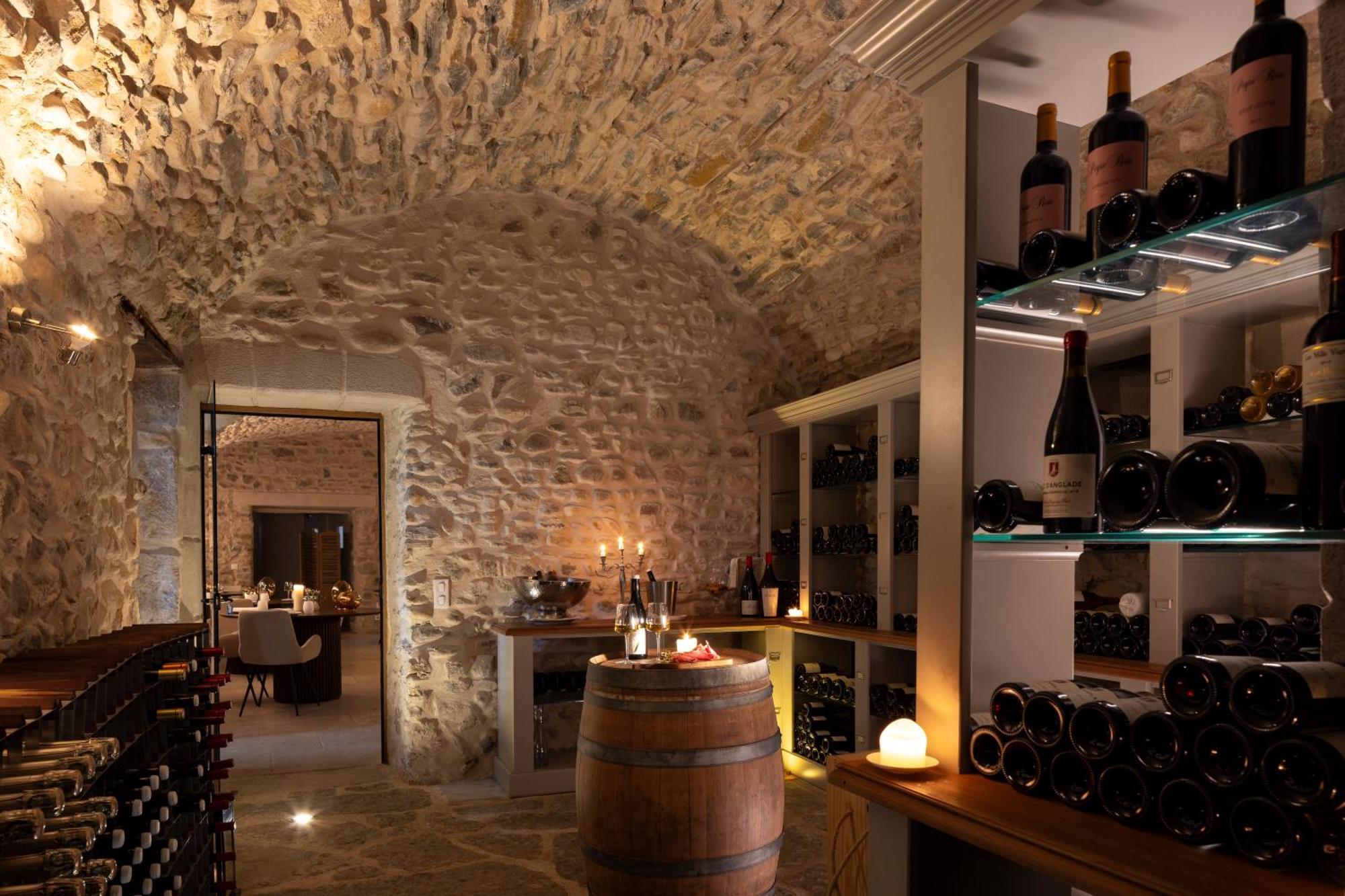 Chateau Les Oliviers De Salettes Charols Ngoại thất bức ảnh